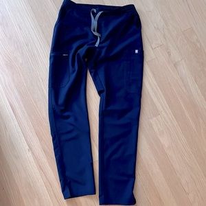 Like new figs scrub pants